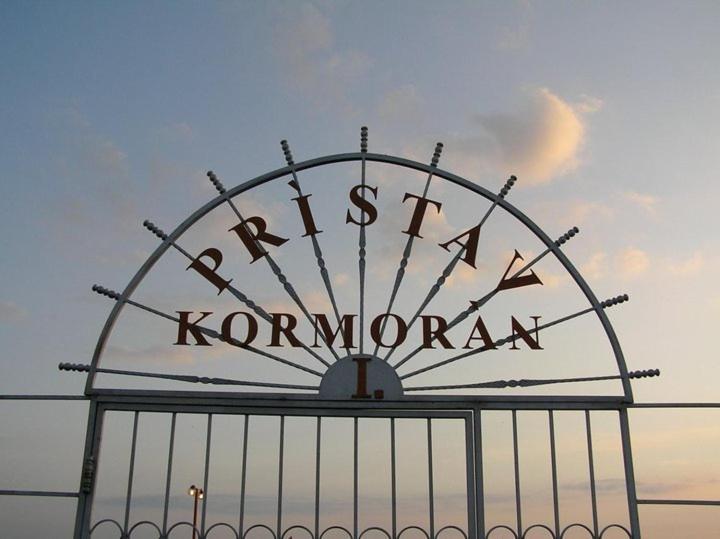 Hotel Kormoran Šamorín المظهر الخارجي الصورة